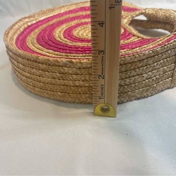 Mud Pie NWT Round Straw Bag with Hot Pink Circles Shoulder Strap and Handles - Picture 16 of 16